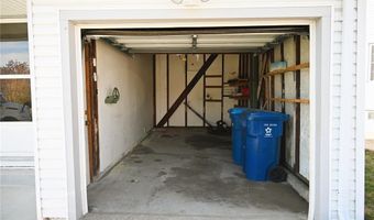 9510 Lydell Dr, Affton, MO 63123