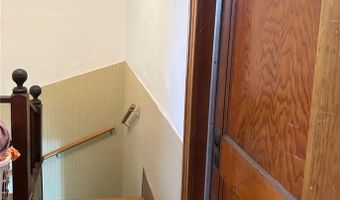 9 Southern St, Cranston, RI 02920