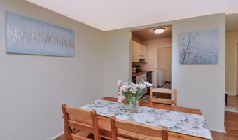 609 Watersedge Dr, Ann Arbor, MI 48105