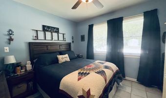 204 2nd St, Barnegat, NJ 08005
