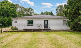 235 Riverside Dr, Alma, MI 48801