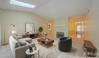 902 Woodlea Ct, Asheville, NC 28806