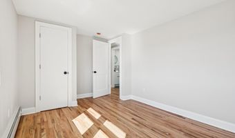 38 Somerset Rd E, Amityville, NY 11701