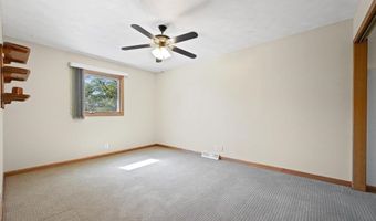 1703 12th Ave, Belle Fourche, SD 57717