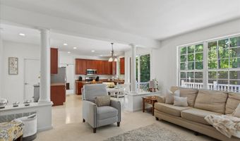 10202 WILLOWBROOK Dr, Berlin, MD 21811