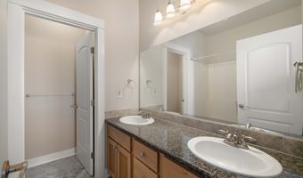 168 N PACIFIC St, Rockaway Beach, OR 97136