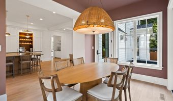 6213 DAHLONEGA Rd, Bethesda, MD 20816