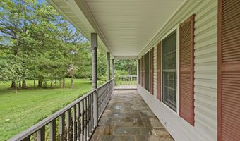 24674 PEACH ORCHARD Ln, Aldie, VA 20105