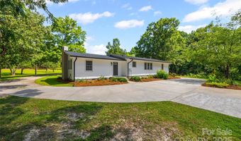 1582 Cornwell Rd, Blackstock, SC 29014