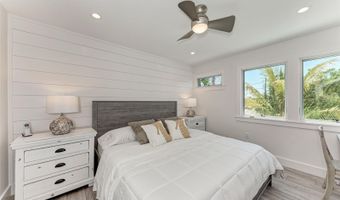 256 GLADIOLUS St, Anna Maria, FL 34216