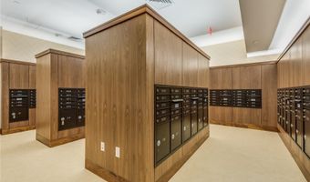 629 Keeaumoku St 4105, Honolulu, HI 96814
