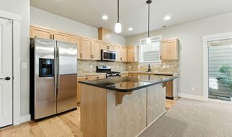 268 SW 204TH Ter, Beaverton, OR 97006