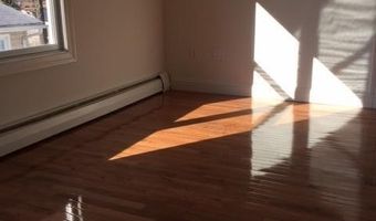 28 Irongate Ln, Aberdeen, NJ 07747