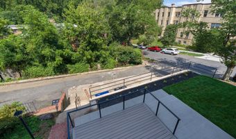 2524 41ST St NW 2, Washington, DC 20007