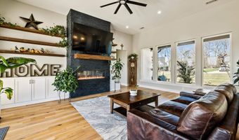 9103 Red Barn Way, Alexander, AR 72002