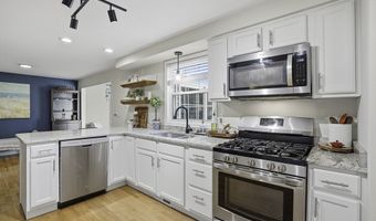 41 Nile St 41, Billerica, MA 01821