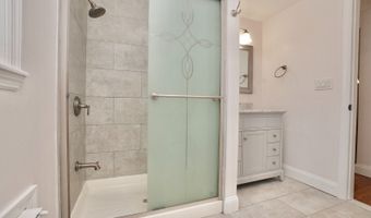 207 Franklin Ave 2nd Fl, Belleville, NJ 07109