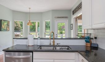 652 Tommy Eiland Rd, Baker, FL 32531