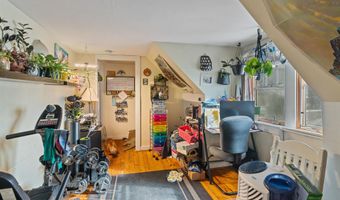 103 N Champlain St, Burlington, VT 05401