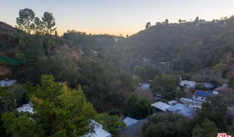 10220 Scenario Ln, Los Angeles, CA 90077