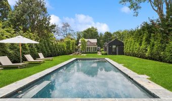 6 Cozzens Ln, Amagansett, NY 11930