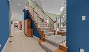 1049 MCKEAN Rd, Ambler, PA 19002