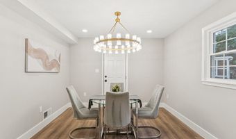 2308 CREEK Dr, Alexandria, VA 22308