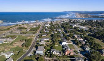 1240 NEWPORT Ave SW, Bandon, OR 97411