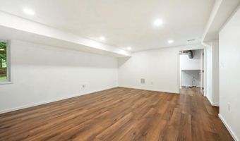 7614 HAMILTON SPRING Rd, Bethesda, MD 20817