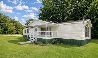 809 W 9th St, Baxter Springs, KS 66713