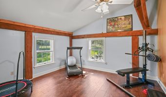 9056 Emerson Rd, Apple Creek, OH 44606