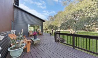 1523 Meadow Gln, Adkins, TX 78101