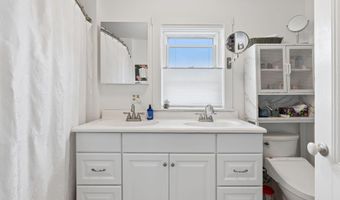12 Cherry St, Bath, ME 04530