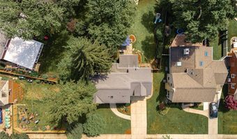 24 Huxley Dr, Amherst, NY 14226