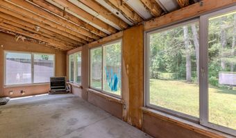 107 Colbrook Dr, Arlington, VT 05250