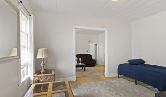 16 Lincoln Ave, Amsterdam, NY 12010