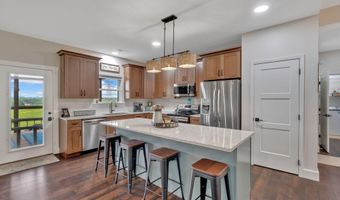 618 Deer Run Trl, Bean Station, TN 37708
