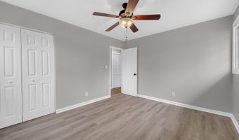 4906 UPLAND Dr, Alexandria, VA 22310