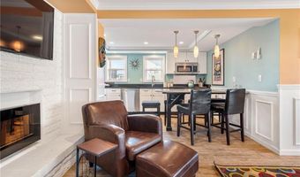 6 Macalder St, Narragansett, RI 02882