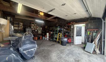 14 MEADOW St, Bayonne, NJ 07002