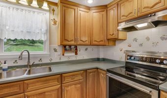 2952 Sennebec Rd, Appleton, ME 04862