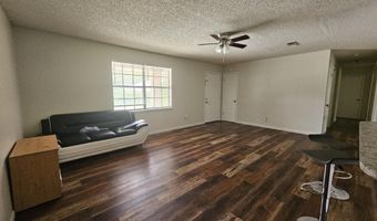 530 Easterbrook St, Bay St. Louis, MS 39520