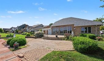10404 Saint John Dr, Algonac, MI 48001