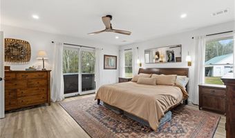 4535 Barnett Shoals Rd, Athens, GA 30605