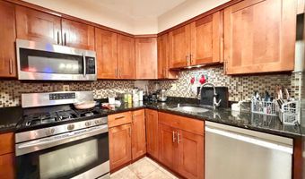1300 ARMY NAVY Dr 823, Arlington, VA 22202