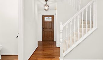 291 COLLEGE MANOR Dr, Arnold, MD 21012