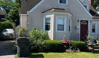 40 Hickory Ave House, Bergenfield, NJ 07621