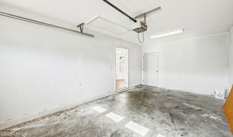 4 Fig Dr, Beaufort, SC 29907