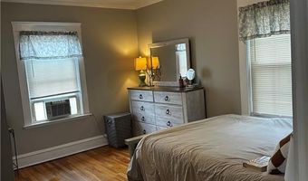 21 Washburn Ave, East Providence, RI 02916