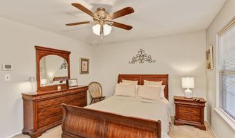 76 Bradford Ct, Aberdeen, NJ 07747